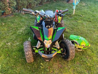Prodám dětskou čtyřkolku ATV 49cm3 - 4