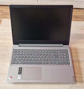 Lenovo S145 15,6 A6 8GB  Win10 - 4