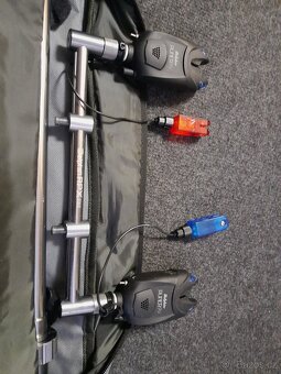 Stojan na pruty DELPHIN RPX STALK SILVER - 4