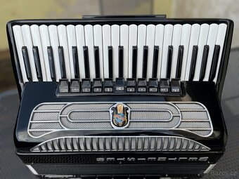 Prodám akordeon Weltmeister Supita B - 4