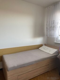 Postel s šuplíkem a roštem - 4