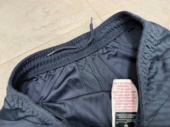 Sportovní kraťasy Nike, vel. 137-147 cm - 4