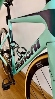 Bianchi Oltre race 2024 (vel 55) - 4
