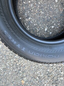 Zimni pneu 215/65/16 Nokian WR Suv4 - 4