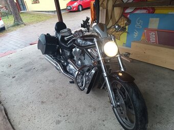 HARLEY DAVIDSON V-ROD - 4
