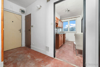 Prodej bytu 3+1 k rekonstrukci, Pardubice - Polabiny - 4