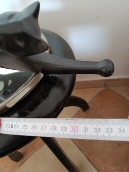 Royal Dux I. Valeria Koshkina soška hypnotizující kočka - 4