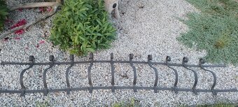 Kované držáky na truhlíky na okna - 4