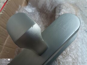 Bezpečnostní kování Fab 90mm klika madlo - 4