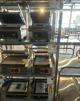 Kontaktní grily - 4