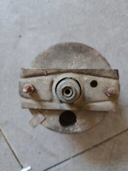 Budík - otáčkoměr s mot.hod. - 4