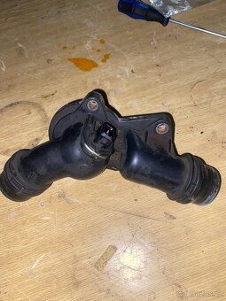 Bmw e46 330i termostat - 4