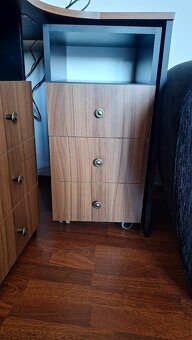 Prodám psací stůl - 4