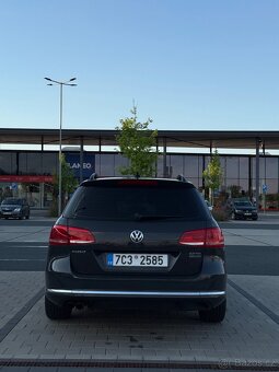 Volkswagen passat b7 2.0 TDI - 4