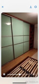 Vestavěná skřín s posuvnými dveřmi - 4