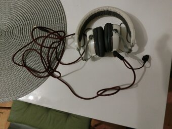 Sluchatka V-Moda - 4