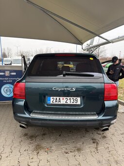 Porsche Cayenne - 4