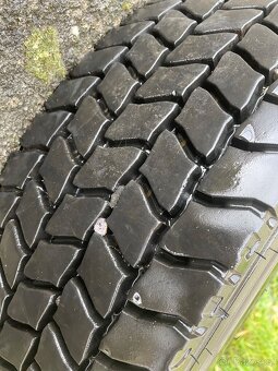 Zánovní nákladní pneu 215/75 R17,5 - 4
