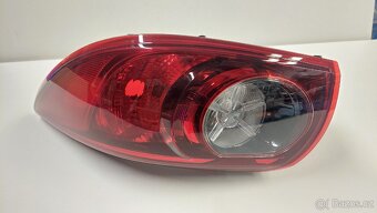 NOVÉ zadní světlo Mazda 3 - 4