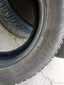 Prodám 2ks zimních pneumatik Sebring 195/60 R15 - 4