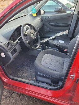 Škoda Fabia 1 R.v 2003,veškere nahr.dily - 4