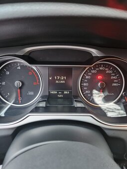 AUDI A4 B 8 s-line TDi 2,0 Quattro - 4