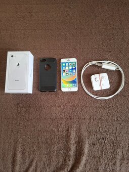 Mobilní telefon Apple Iphone 8, 64 GB - 4