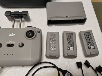 DJI Mini 2 SE Fly More Combo - 4