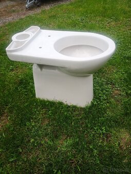 Zvýšená záchodová mísa - 4