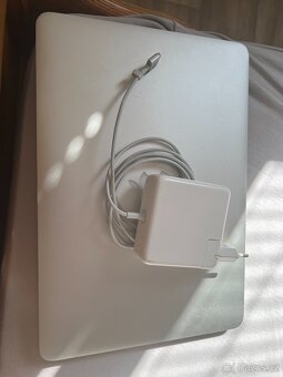 MacBook Pro 13" Retina (Mid 2014) – macOS Sequoia - 4