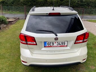 Fiat Freemont 2.0 MultiJet 125 kW 4×4 AUTOMAT – Black Code - 4