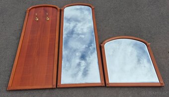 Šatní skříň a další - 4