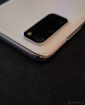 Samsung Galaxy S20 + hodinky - 4