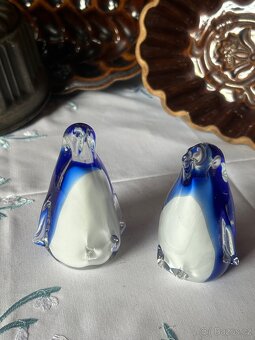 Skleněný tučňák - těžítko - 4