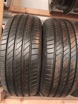 195/55/16 Michelin top - 4