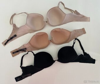 Podprsenky Victoria's Secret, vel. 32 DD - 4
