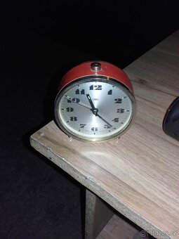 Stary budik - 4