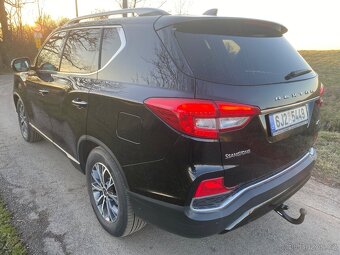 SsangYong Rexton 2.2d 132 kW kup ČR 05/2019 PREMIUM - 4