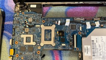 HP notebook - náhradní díly - 4