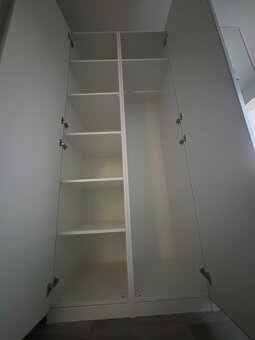 Šatní skříň - 4