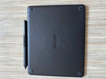 Grafický tablet Wacom Intuos - plně funkční - 4