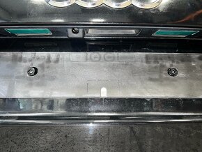 Páté dveře černá barva L041 Audi Q7 4L r.v. 2008 - 4