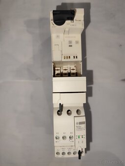 výkonová základna - TeSys U - 12 A - 110...220 V DC - 4