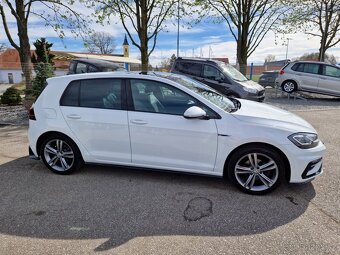 Volkswagen Golf 1,0 TSI 81 KW R-line - 4