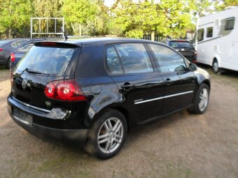 Volkswagen  Golf 1.4í - 4