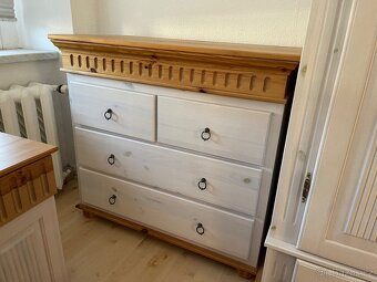 Moderní antik ložnice Tampere, celomasiv - 4