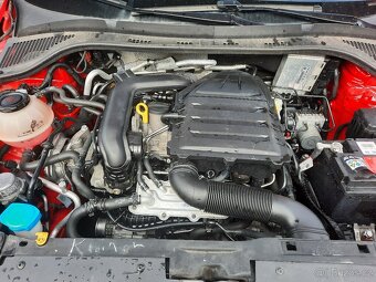 nd z škoda fabia 3 999tsi tmave světle modrá - 4