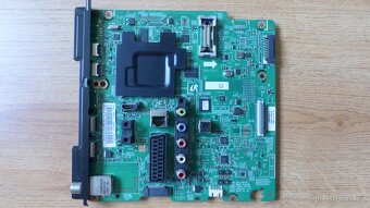 TV díly - UE32F4500AW - 4