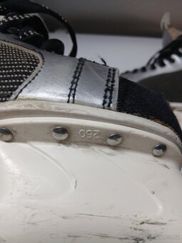 Brusle Botas Pulsar 112 - 4