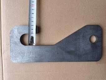 Výpalky čelní nakladač - 4